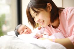 新生児の育て方は?~健やかでのびのびと育てるために~