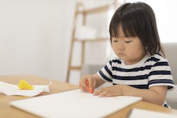 3歳児なのに言葉の発達が遅い…発達を促すにはどうすればいい？