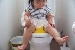 上手なトイレトレーニングで、おむつは1歳前に取ることができます