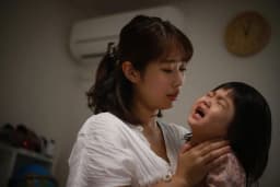 「夜驚症(やきょうしょう)」って何?~夜泣きとの違いや原因、対処法について解説~