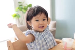 1歳児の幼児教育はどうすればいい?できること・成長を促すためのポイントを紹介